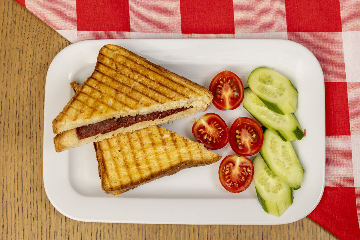Sucuklu Tost